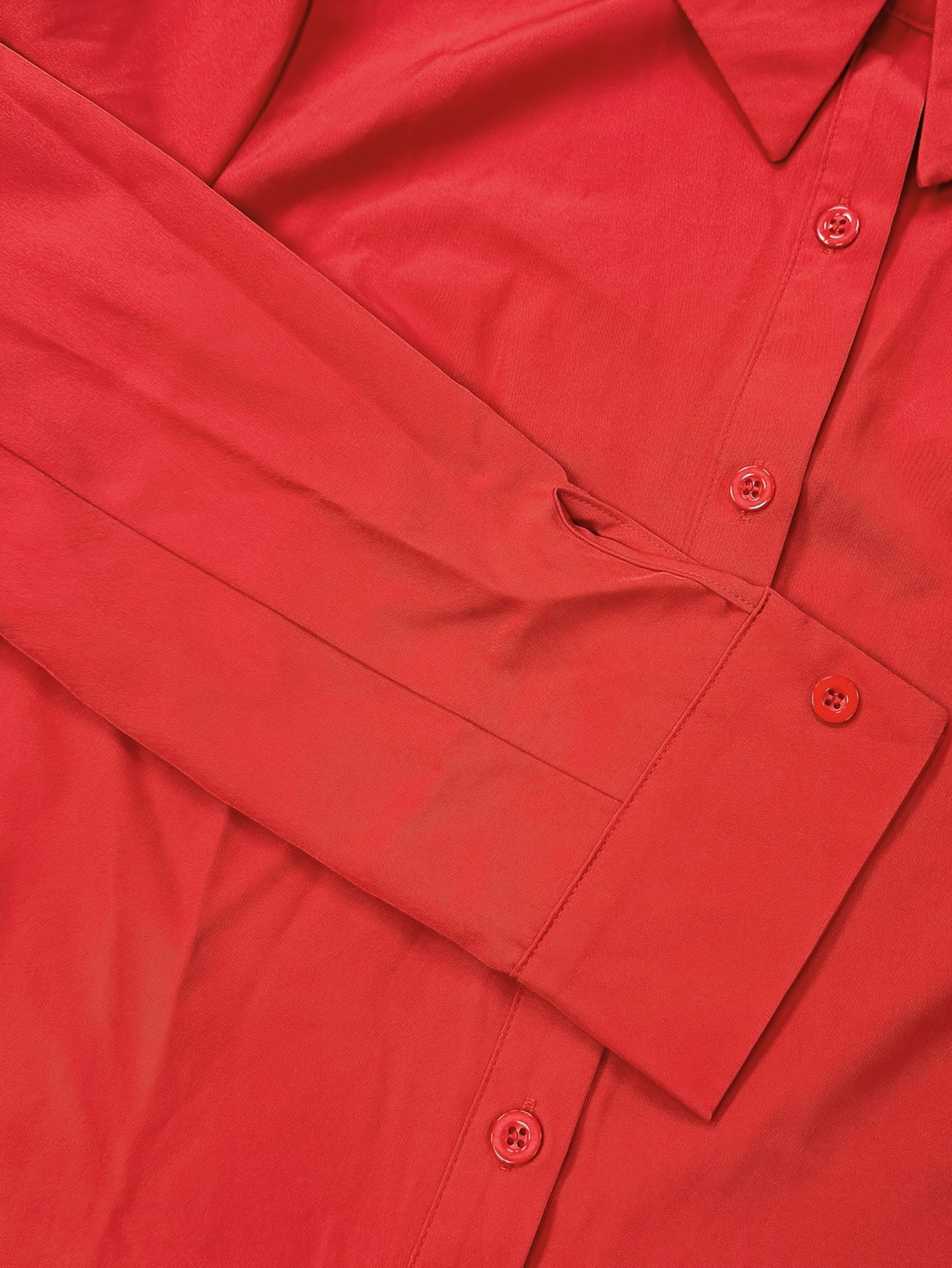 Quinn | Verfijnde Knop-Voorkant Blouse