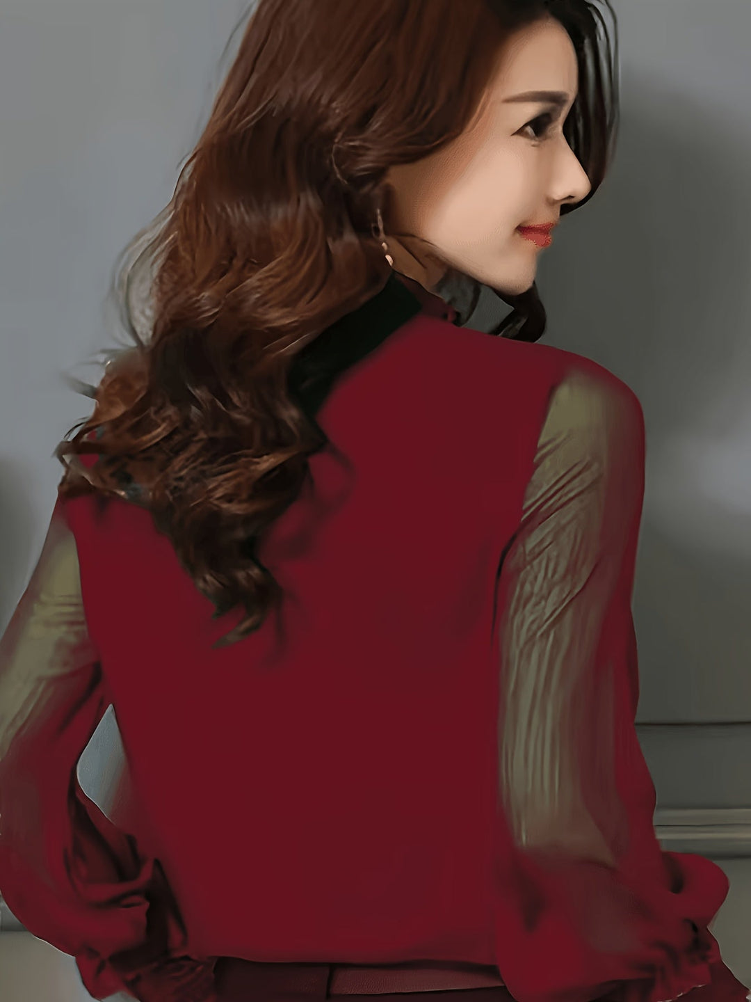 Ophelia | Blouse met Staande Kraag en Lange Mouwen