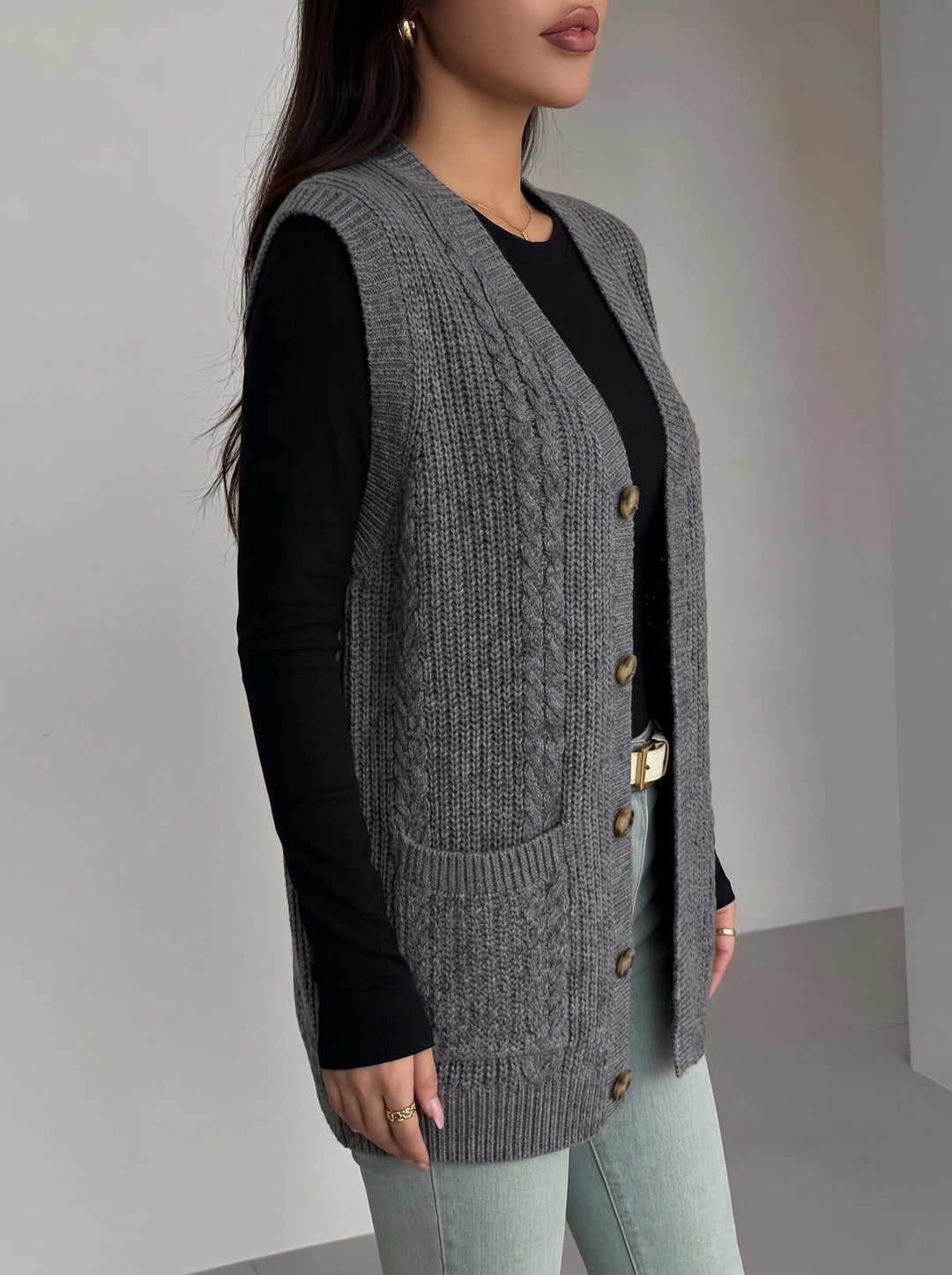 Miriam | Geknoopte V-Hals Gebreide Vest