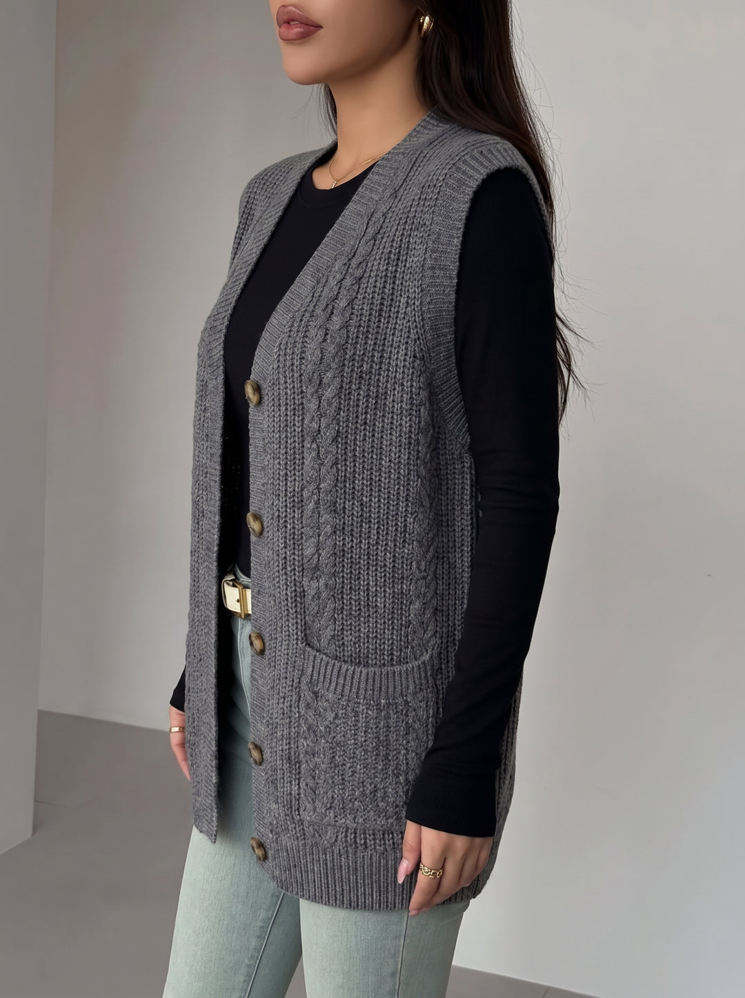 Miriam | Geknoopte V-Hals Gebreide Vest