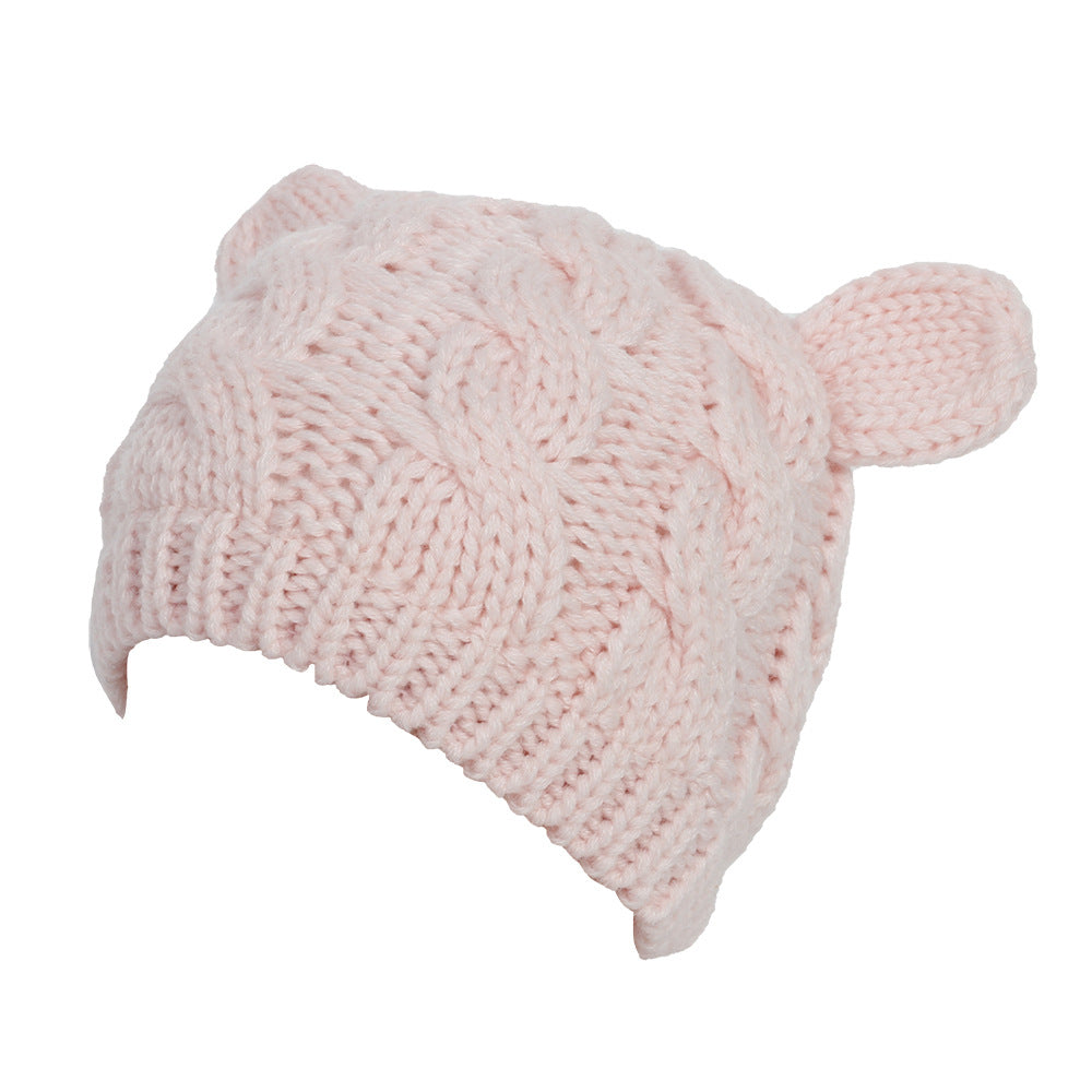 Handgebreide muts met kattenoortjes, warm en schattig