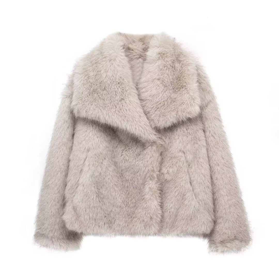 Korte teddyjas voor dames met revers, zacht en warm voor de winter